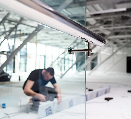 Cutler Bay, FL highly skilled glass repair technicians